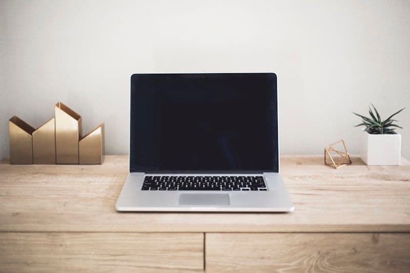 Macbook & Laptop